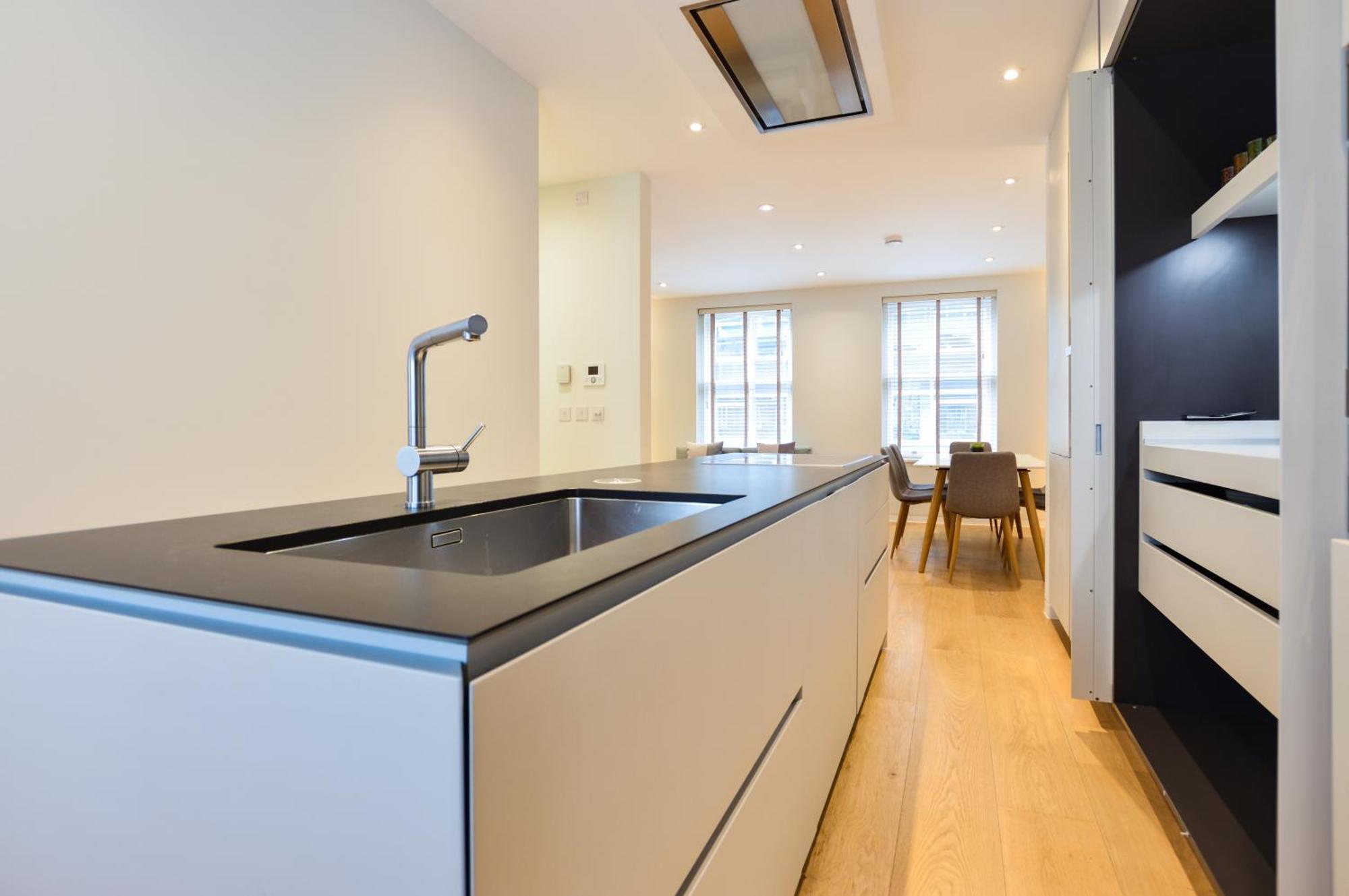 Noho 132 Serviced Apartments By Concept Apartments ロンドン エクステリア 写真